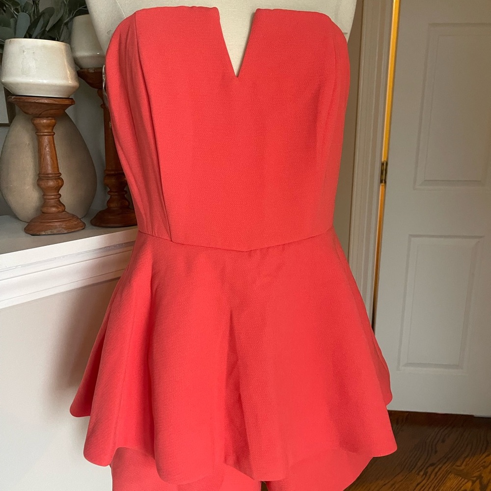 Vici Do + Be coral strapless peplum romper shorts M - Picture 7 of 7